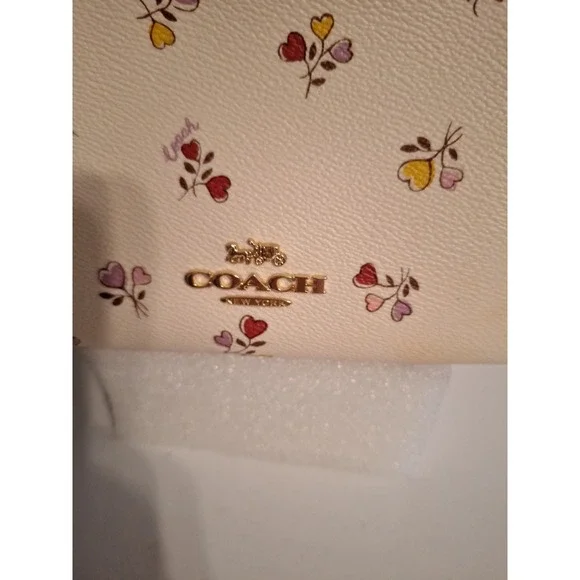 NWT Coach CW392 Zip Top Shoulder Bag Crossbody W/ Heart Print In Chalk - Picture 6 of 15